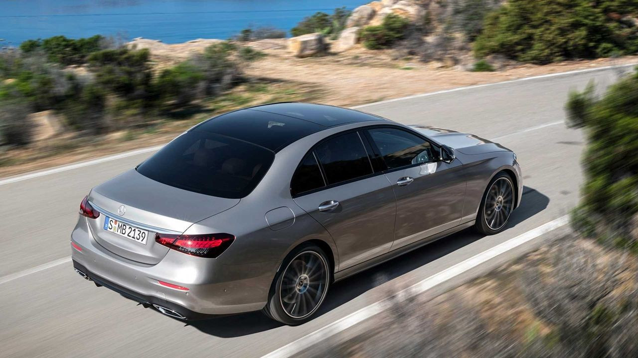 Mercedes yeni E-Serisi'ni tanıttı... - Sayfa 10