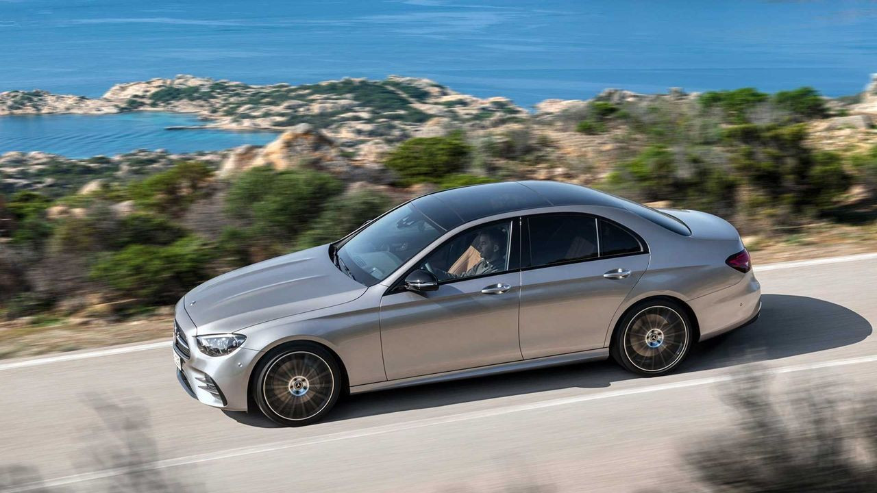 Mercedes yeni E-Serisi'ni tanıttı... - Sayfa 9