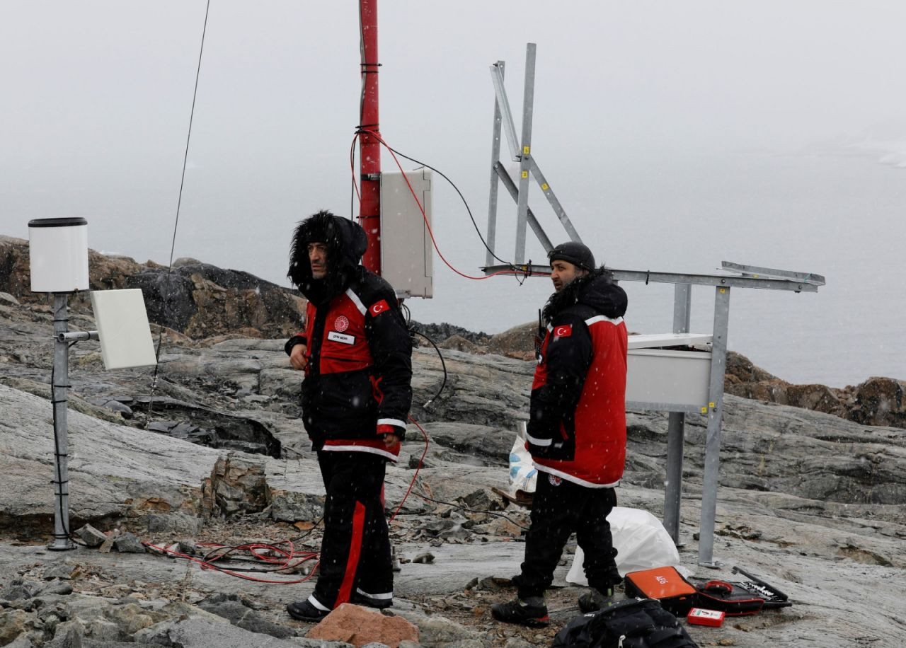 Türk bilim insanları, 'Dünya'nın kara kutusu'nu araştırdı - Sayfa 8