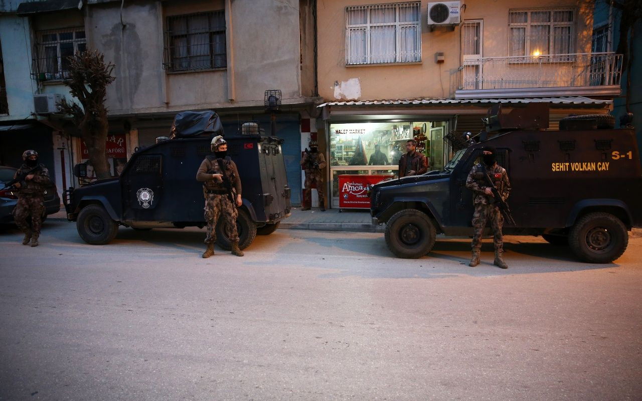 Adana'da DEAŞ'a şafak operasyonu - Sayfa 8