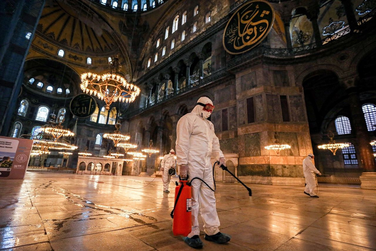 Ayasofya böyle dezenfekte edildi... - Sayfa 6