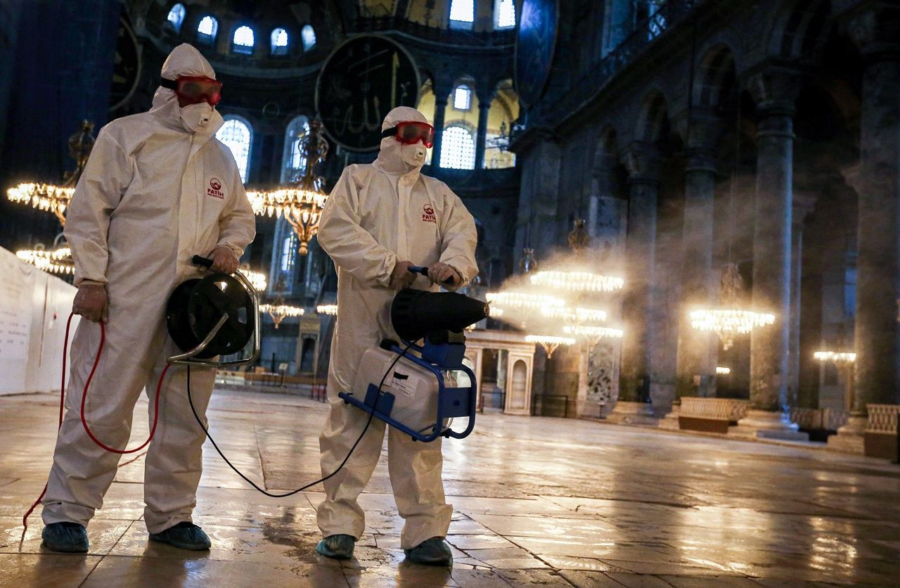 Ayasofya böyle dezenfekte edildi... - Sayfa 14