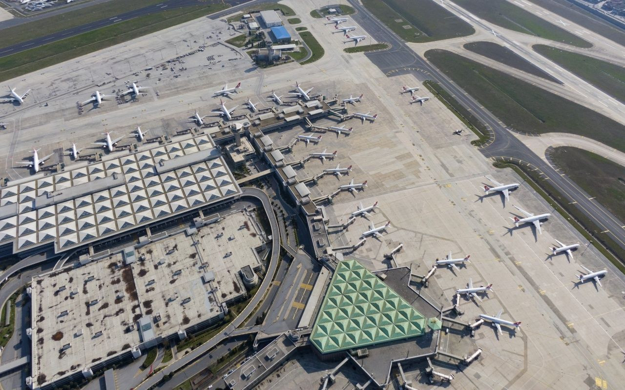 Koronavirüs sonrası Atatürk Havalimanı uçaklarla doldu - Sayfa 7