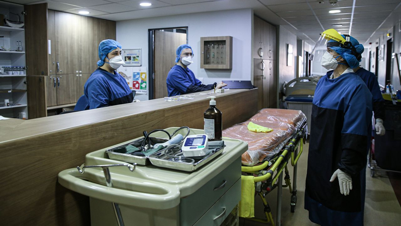 Son dakika... İstanbul Cerrahpaşa Tıp Fakültesi'nde koronavirüsü yenen hastalar görüntülendi - Sayfa 5