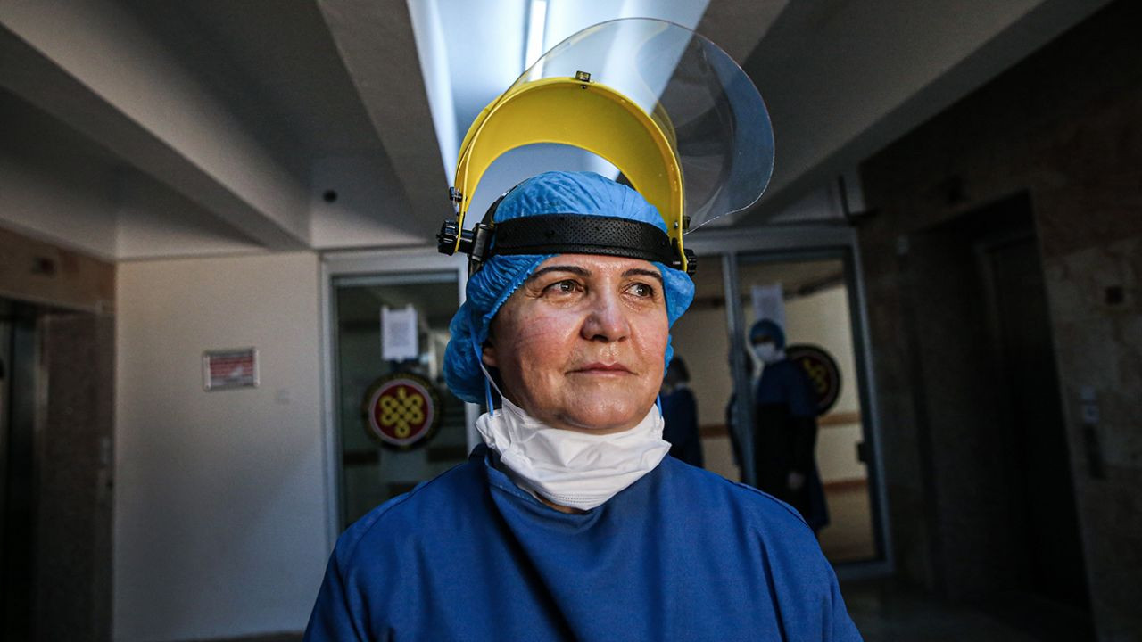 Son dakika... İstanbul Cerrahpaşa Tıp Fakültesi'nde koronavirüsü yenen hastalar görüntülendi - Sayfa 6