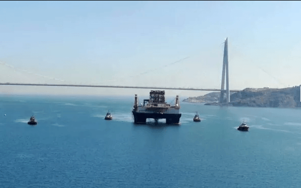 Dev petrol arama platformu İstanbul Boğazı'ndan geçti - Sayfa 6