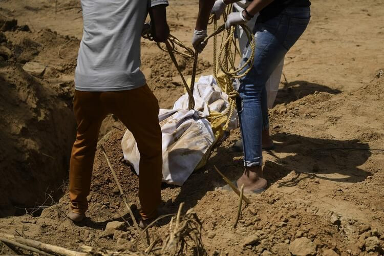 Çin'in sildiği fotoğraflar sızdı! 1500 virüs o dondurucuda saklanıyor... - Sayfa 39