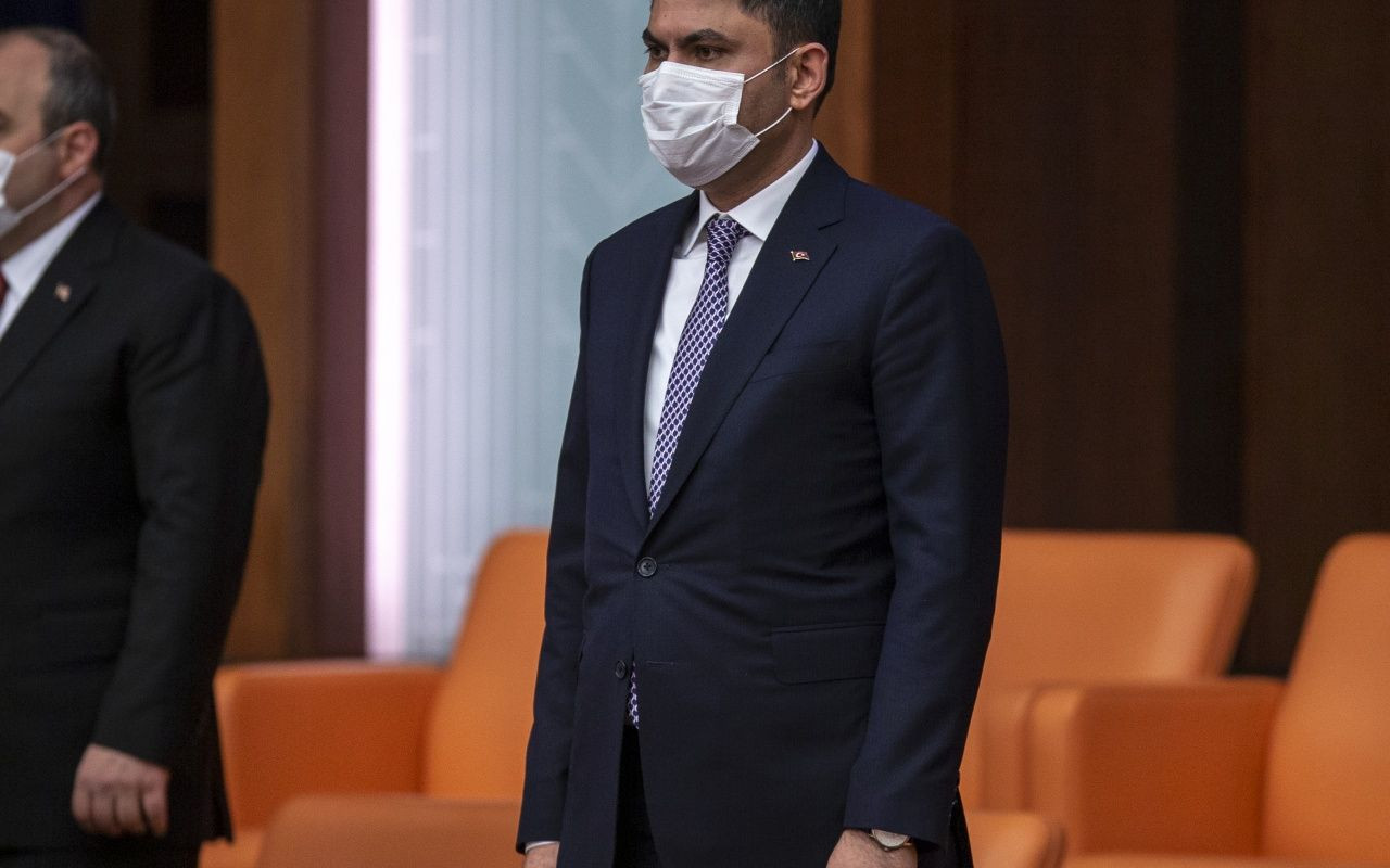 Koronavirüs önlemleriyle 23 Nisan oturumu! Meclis'ten tarihi görüntüler... - Sayfa 33