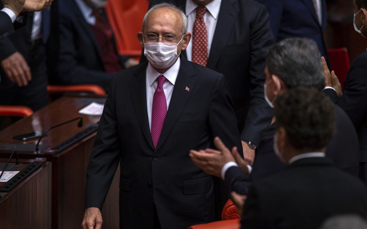 Koronavirüs önlemleriyle 23 Nisan oturumu! Meclis'ten tarihi görüntüler... - Sayfa 35