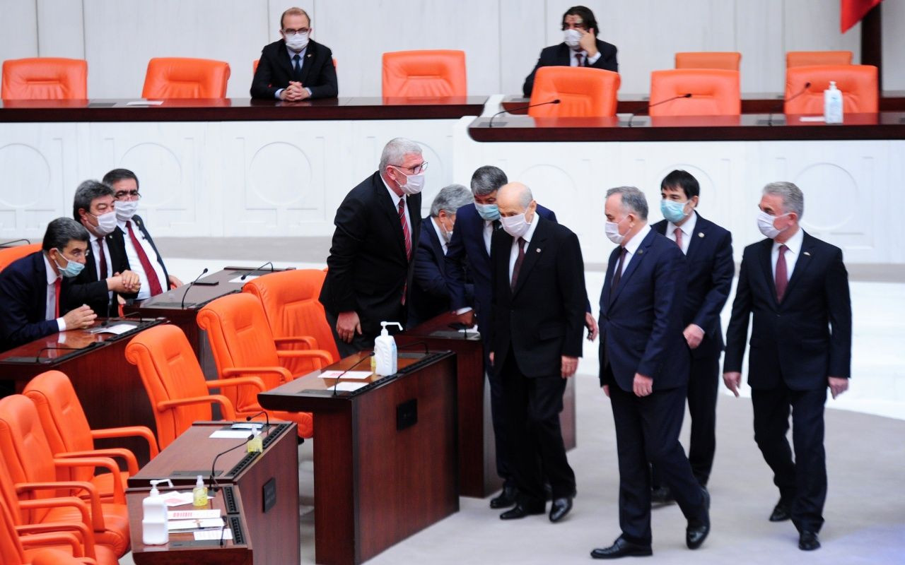 Koronavirüs önlemleriyle 23 Nisan oturumu! Meclis'ten tarihi görüntüler... - Sayfa 17