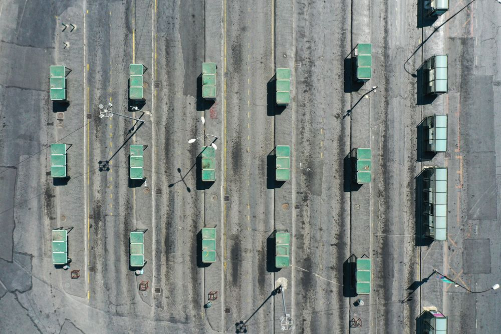 Sokakları bomboş pırıl pırıl İstanbul - Sayfa 16