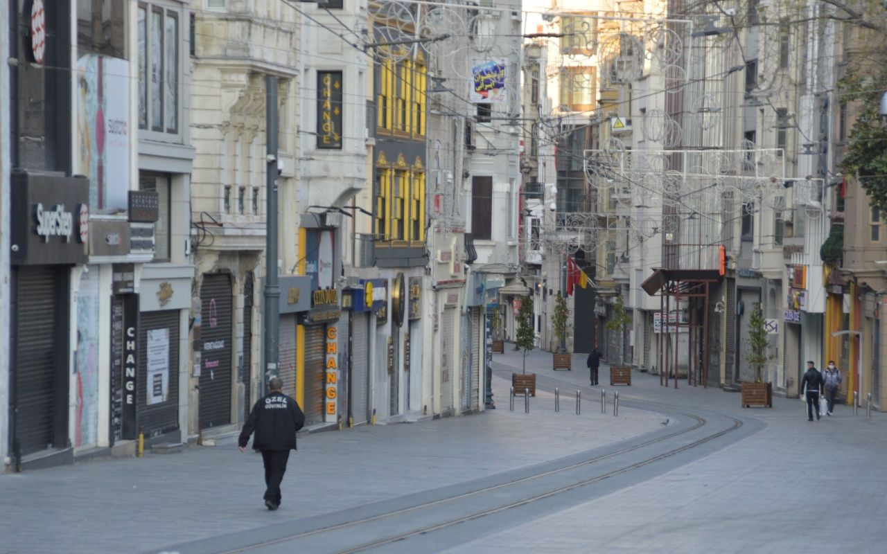 Kısıtlamanın son gününde İstanbul! Caddelere koronavirüs sessizliği hakim - Sayfa 12