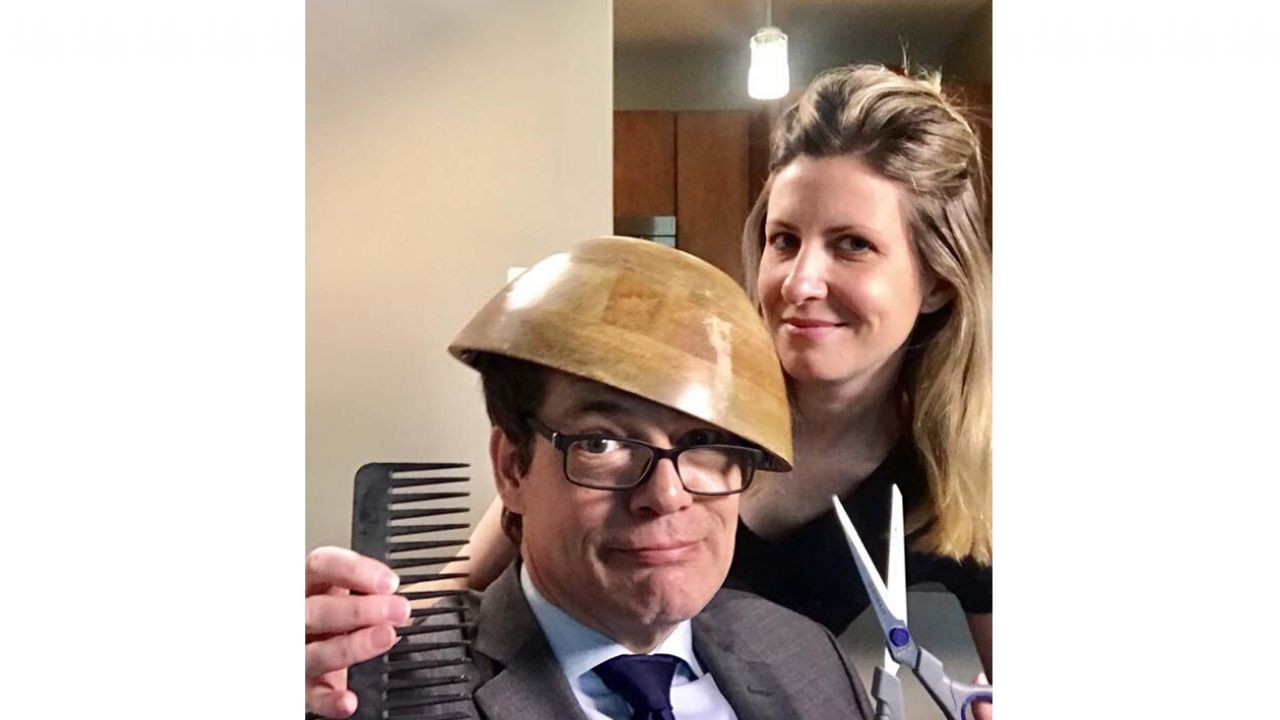 Karantinada olan binlerce kişi evdeki saç kesimini sosyal medyadan paylaşıyor - Sayfa 7