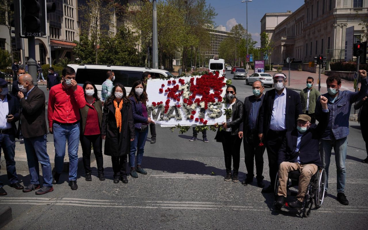 HDP, CHP ve TİP'ten ortak yürüyüş! Sosyal mesafeden eser yok - Sayfa 5