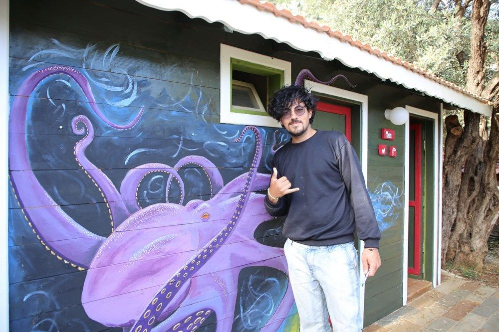 Korona nedeniyle mahsur kalan turistler, hem çalışıp hem tatil yapıyor - Sayfa 9