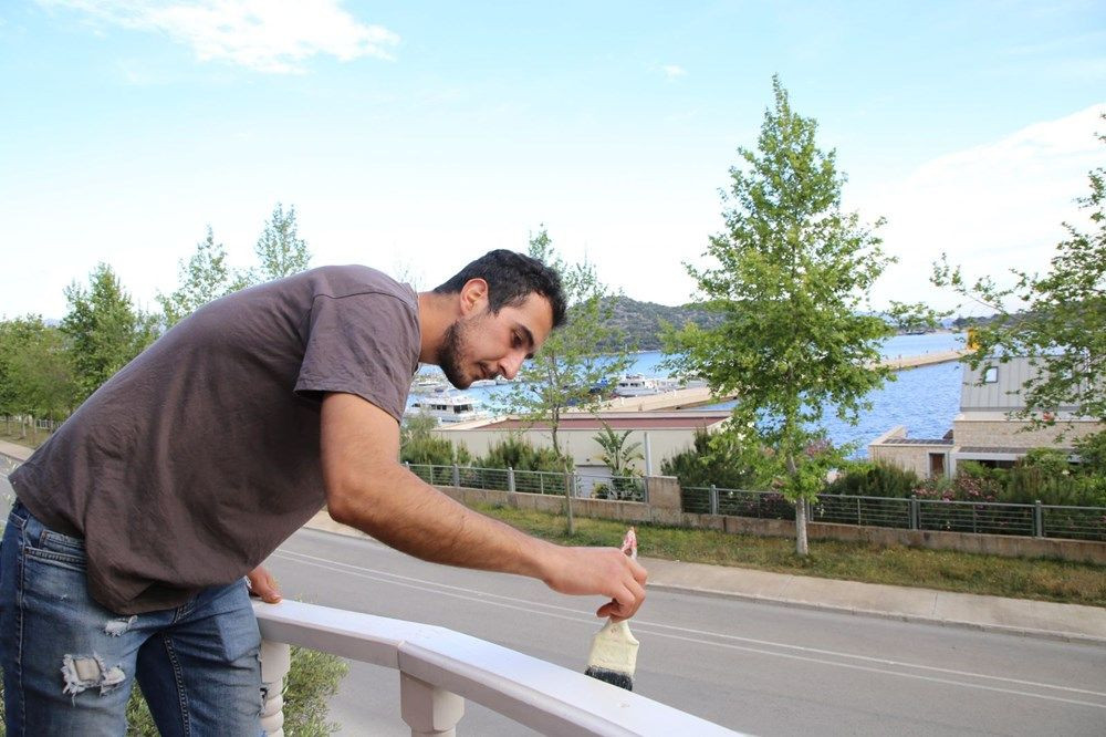 Korona nedeniyle mahsur kalan turistler, hem çalışıp hem tatil yapıyor - Sayfa 8