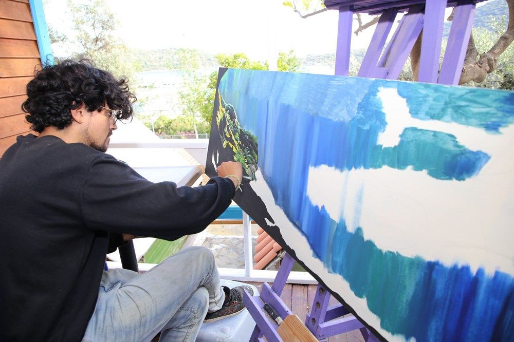 Korona nedeniyle mahsur kalan turistler, hem çalışıp hem tatil yapıyor - Sayfa 6