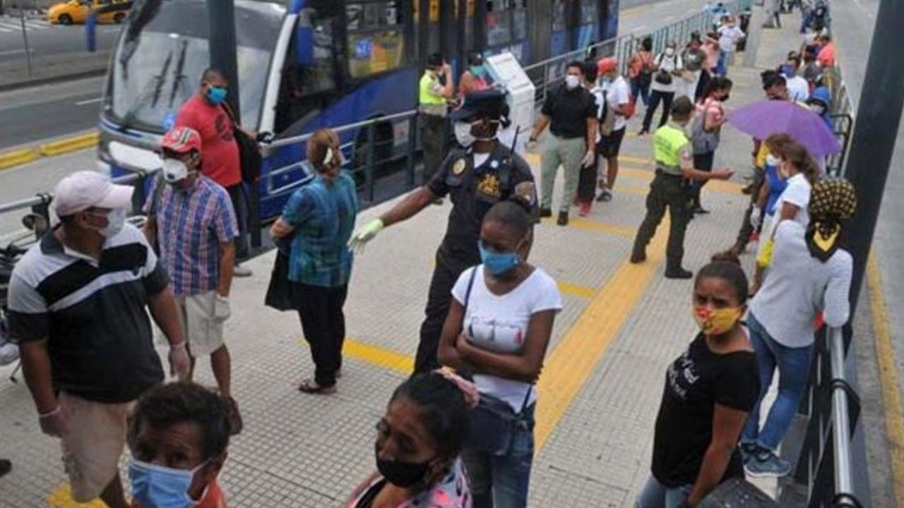 Son dakika... Ekvador'da halk kayıp cenazelerini arıyor! Morglar dolu olduğu için... - Sayfa 5