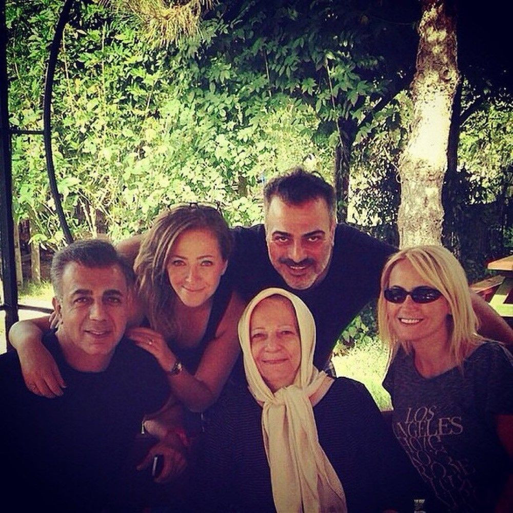 Ünlü isimlerden Anneler Günü paylaşımları - Sayfa 7