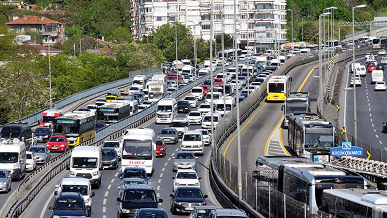 Son dakika... İstanbul'da bazı noktalarda trafik yoğunluğu! - Sayfa 8
