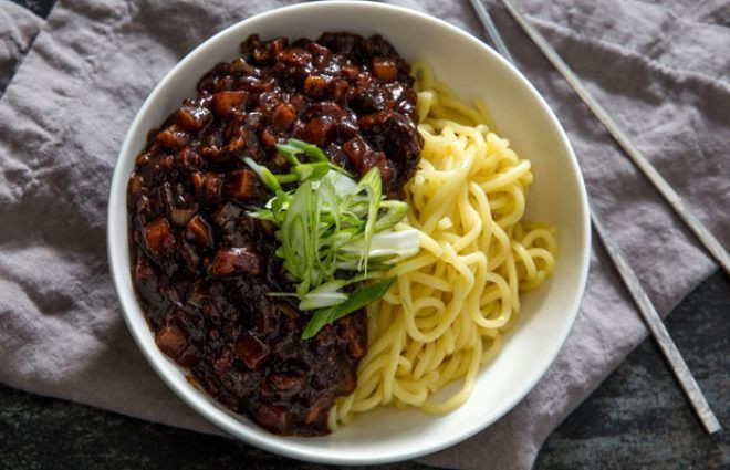 25 yaşındaki bekarlar tarçına bulanıyor! O ülkede ilginç gelenek... - Sayfa 8