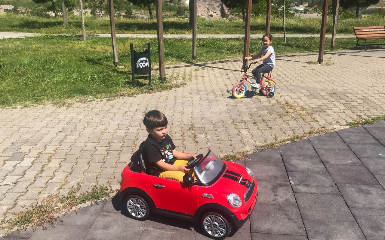 Sokaklar çocuk sesleriyle şenlendi! Bugün onların günü... - Sayfa 19