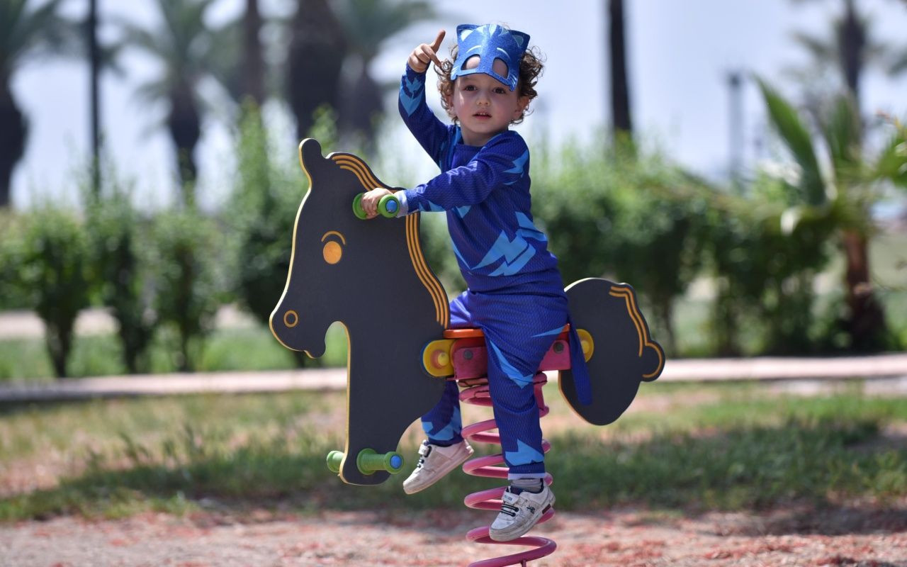 Sokaklar çocuk sesleriyle şenlendi! Bugün onların günü... - Sayfa 20