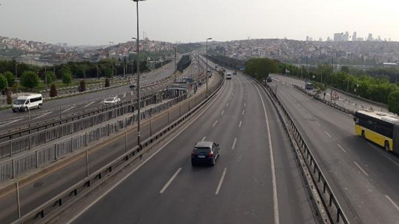 Son dakika... Sokağa çıkma yasağının ilk gününde İstanbul'da yollar ve meydanlar boş kaldı - Sayfa 6