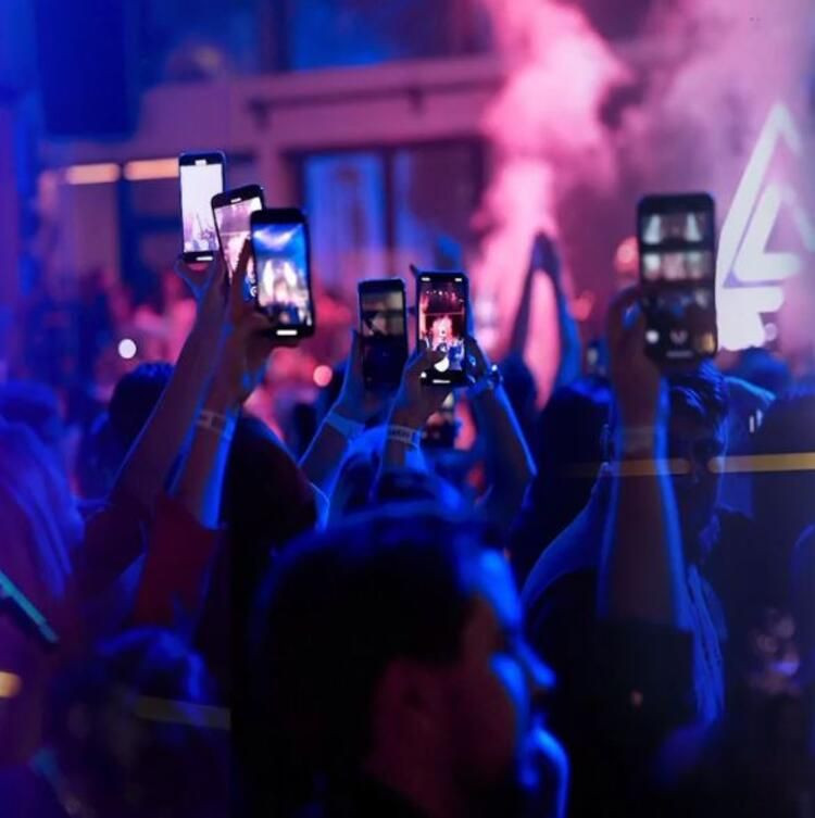 Şoke eden görüntüler! Gece kulüpleri doldu taştı - Sayfa 7