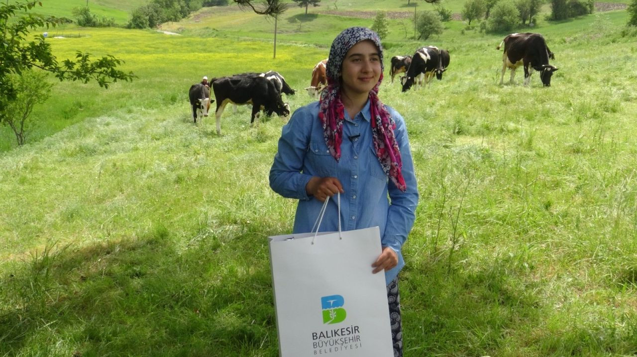 Bakan Selçuk övgüyle söz etmişti! İşte Ayşenur'un hayalindeki meslek... - Sayfa 10