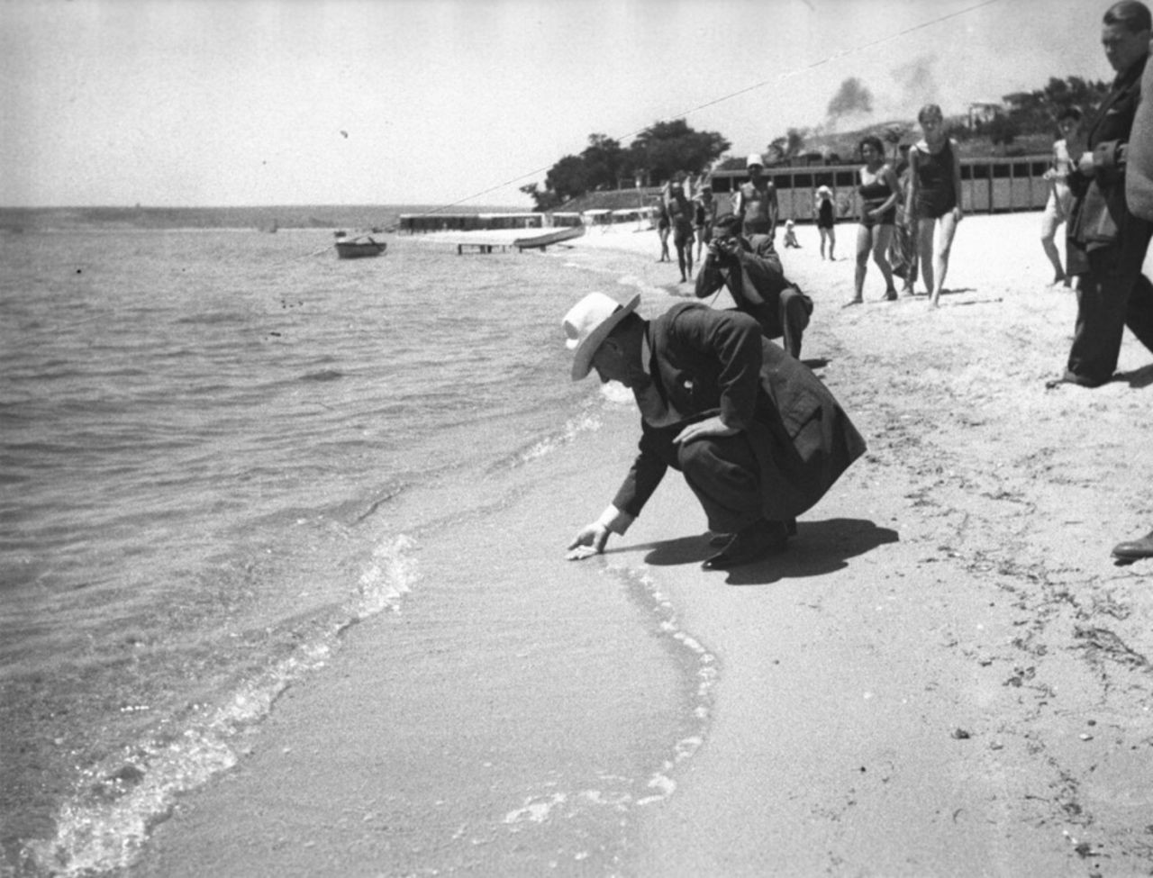 Çok az kişinin gördüğü Atatürk fotoğrafları! Ankara Üniversitesi arşivinden çıktı... - Sayfa 1