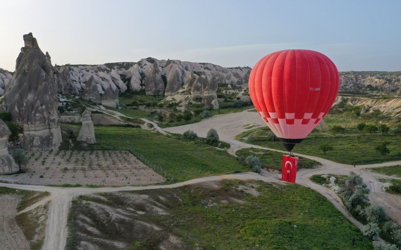 Türkiye’nin 'yerli ve milli' ilk sıcak hava balonu Atatürk ve Türk bayrağı ile havalandı - Sayfa 8