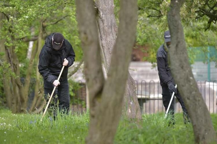 Ormana götürüyorlardı... İkiye bölünmüş cesedi bavuldan çıktı - Sayfa 12