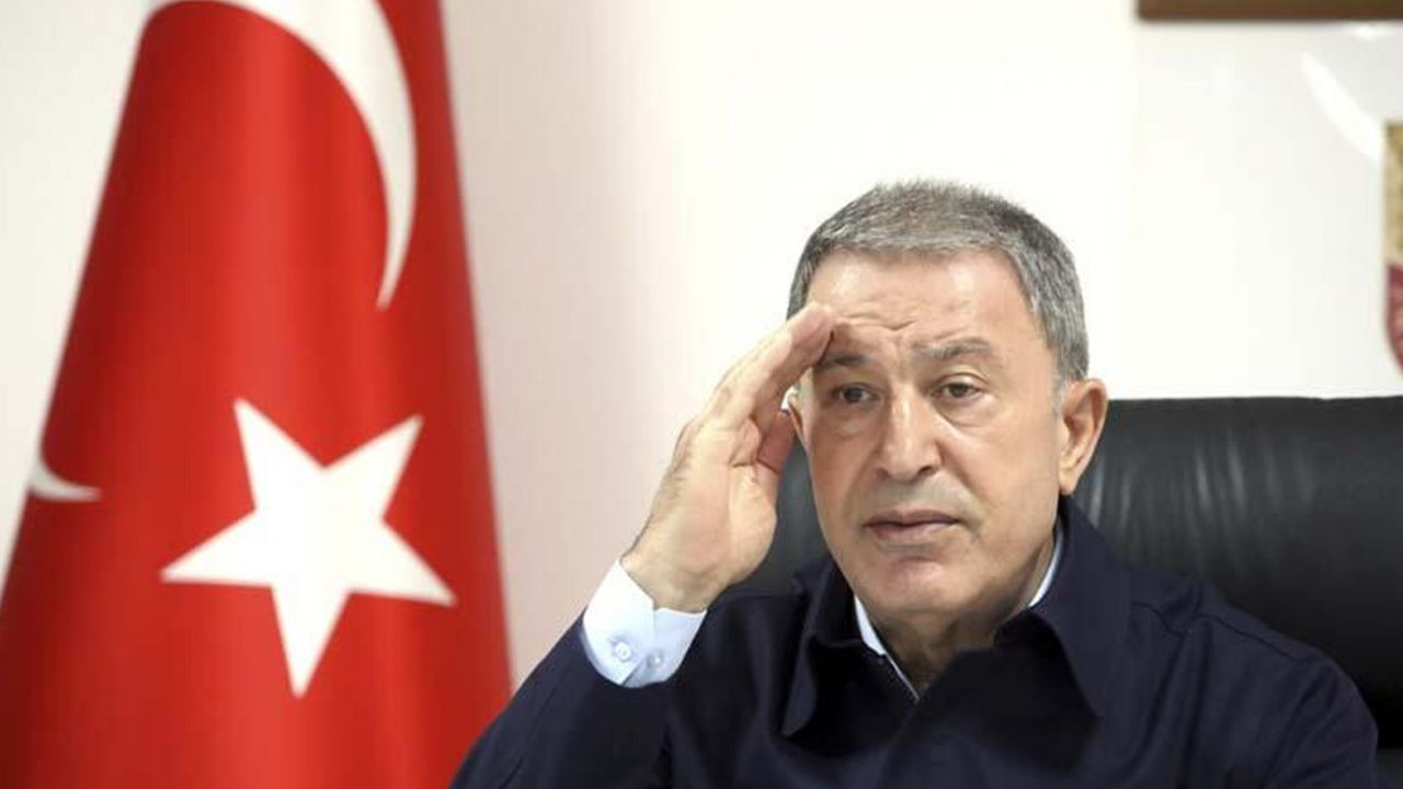 Son dakika... Bakan Akar ve TSK'nin komuta kademesinden sınır hattında bayram - Sayfa 10