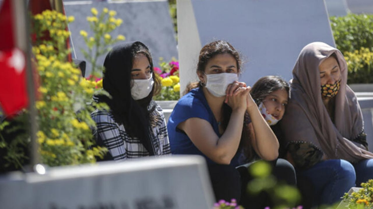 Son dakika... Unutulmadılar... '15 yıl oldu ama 15 gün gibi' - Sayfa 6