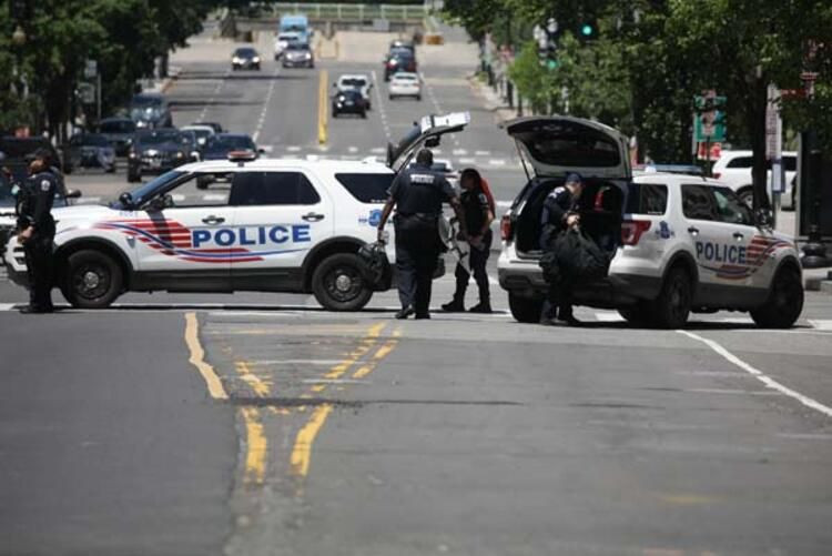 ABD'de ordu tetikte - Sayfa 25