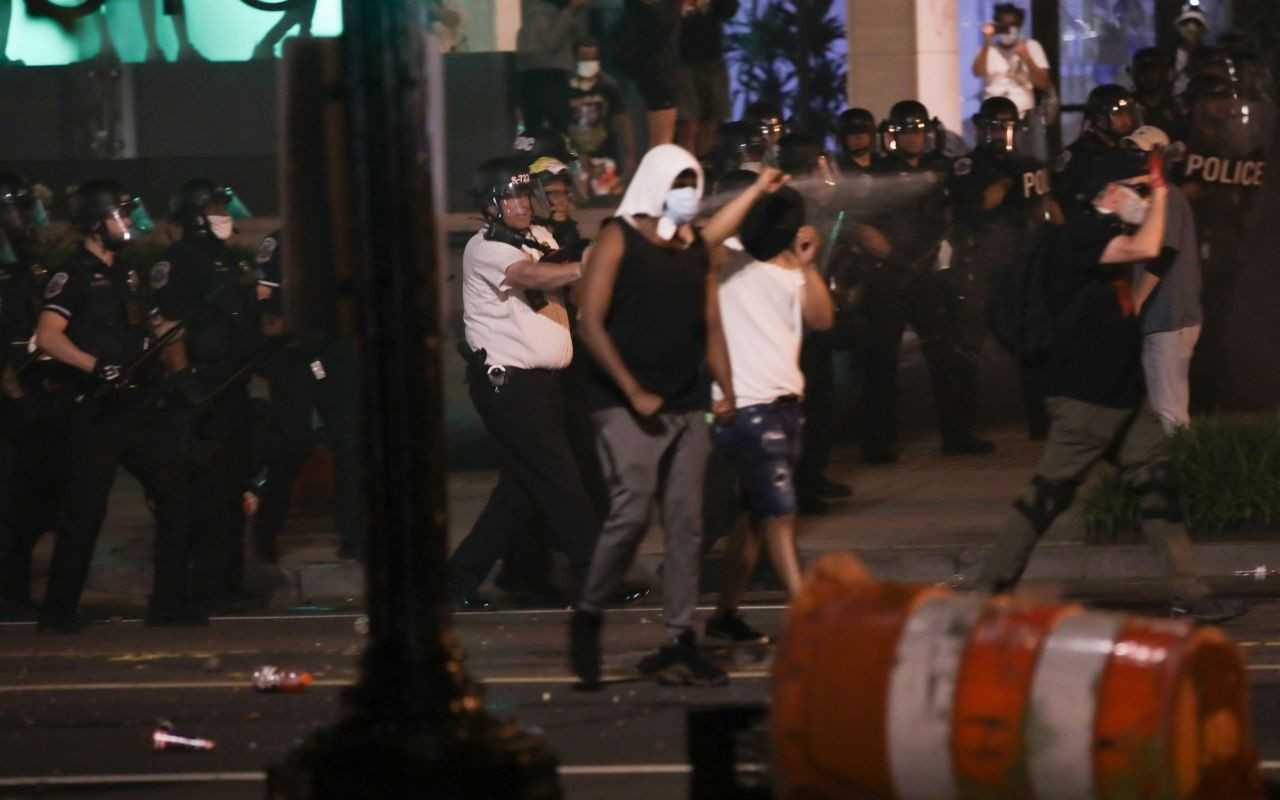 'Trump sığınağa götürüldü' iddiası - Sayfa 31