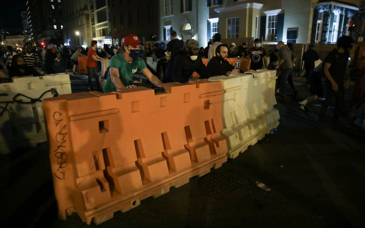 'Trump sığınağa götürüldü' iddiası - Sayfa 19