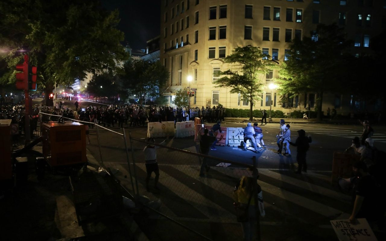 'Trump sığınağa götürüldü' iddiası - Sayfa 21