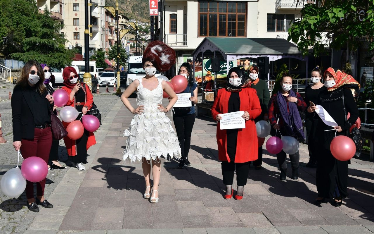 Koronaya karşı 'maskeli gelinlik' üretildi - Sayfa 9