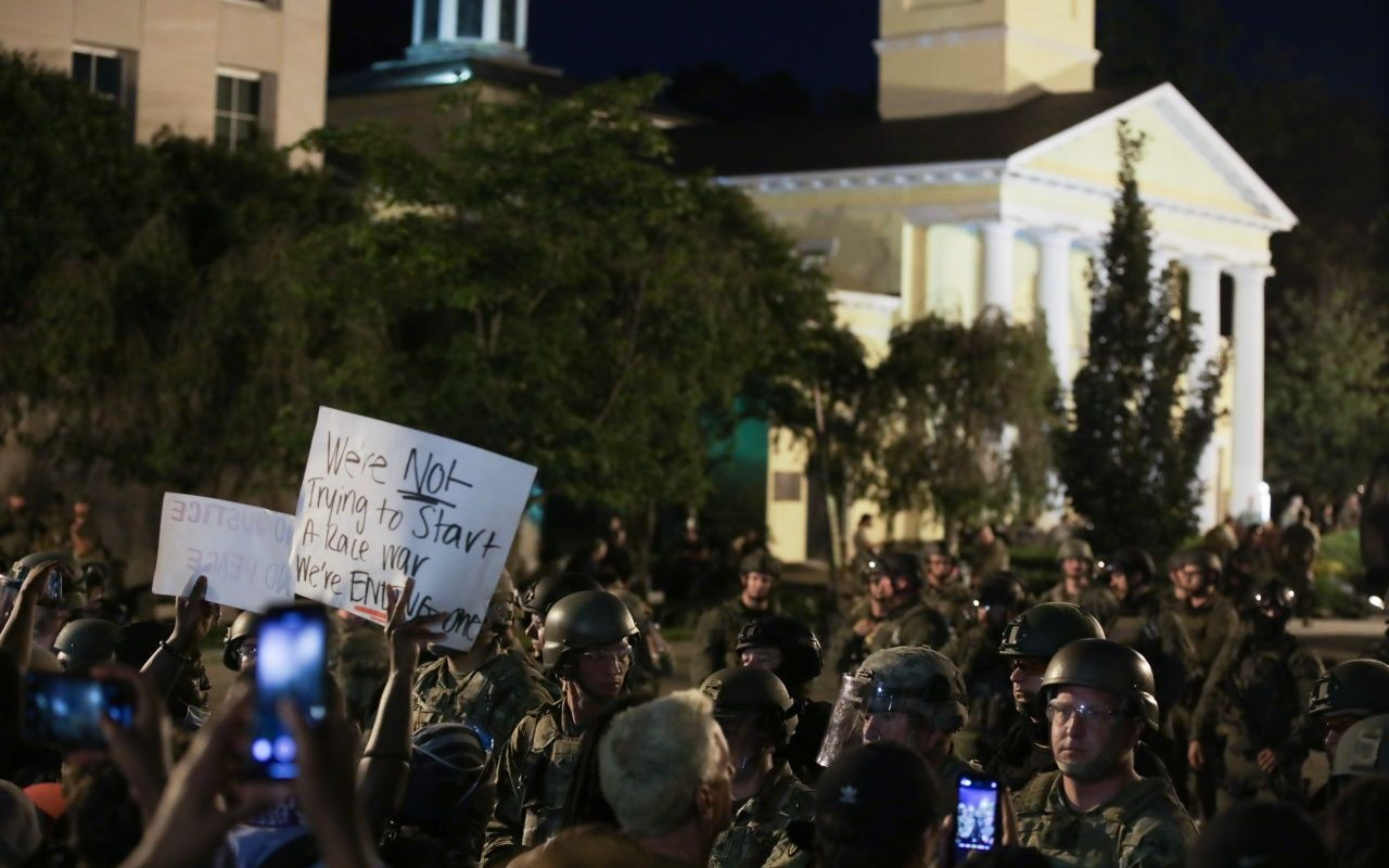 Protestocular ikiye bölündü! - Sayfa 26