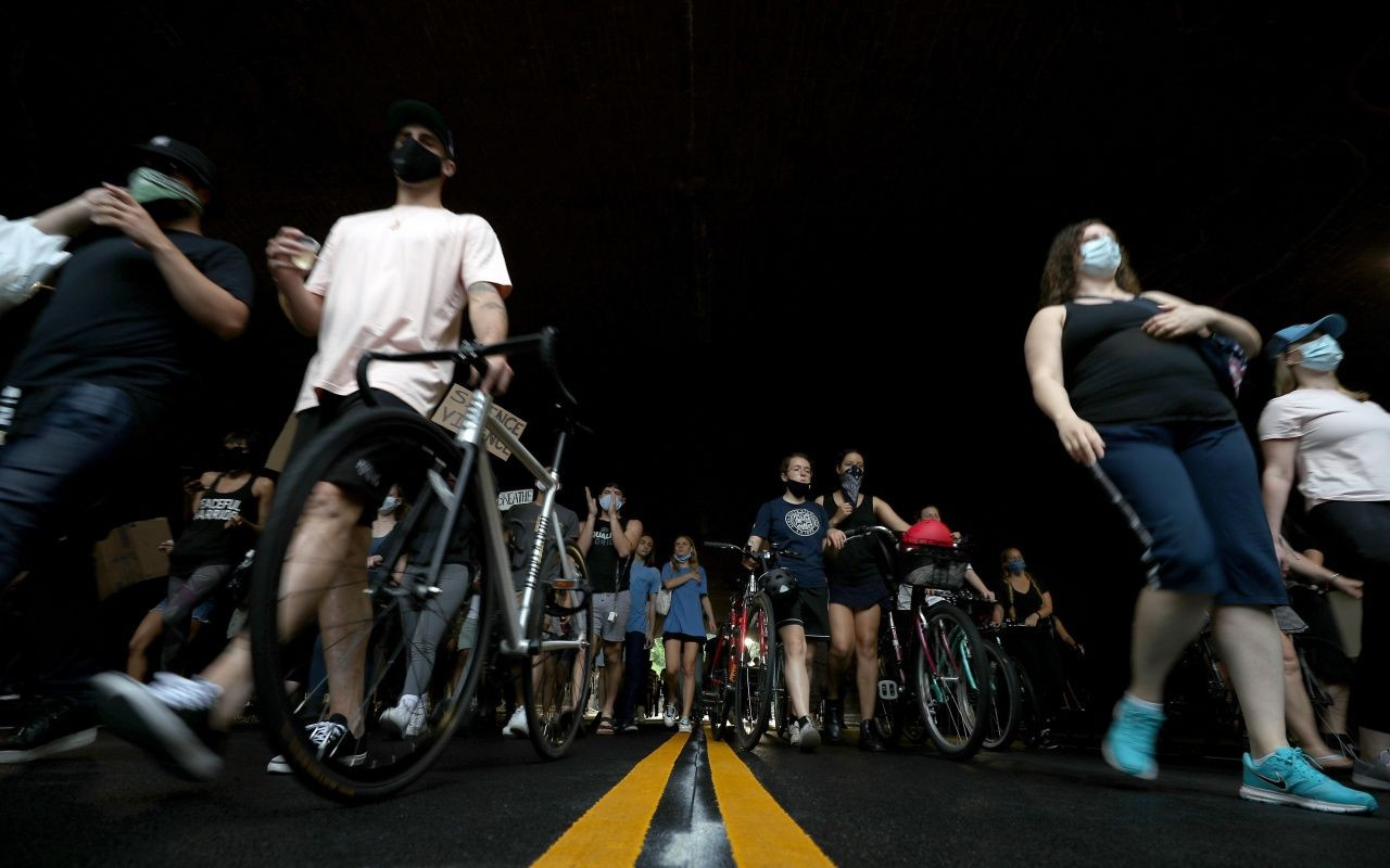 Protestocular ikiye bölündü! - Sayfa 11