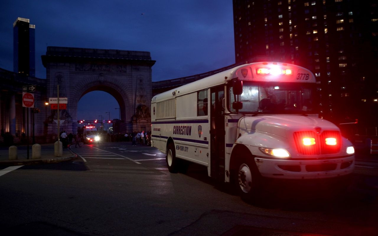 Protestocular ikiye bölündü! - Sayfa 13