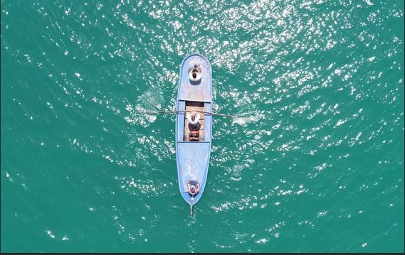 Adana'da su altında kalan mezara sandalla gidip dua ettiler - Sayfa 6