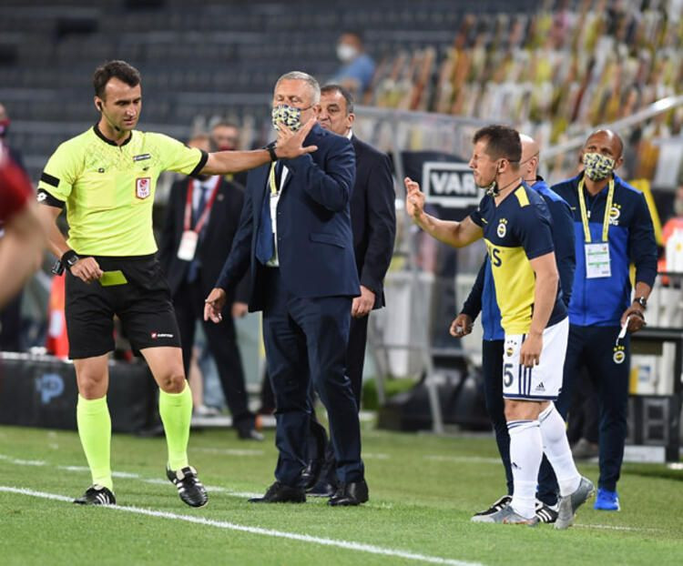 Emre Belözoğlu'nun çıldırdığı an! - Sayfa 13