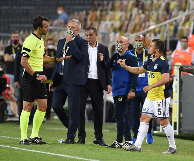 Emre Belözoğlu'nun çıldırdığı an! - Sayfa 7