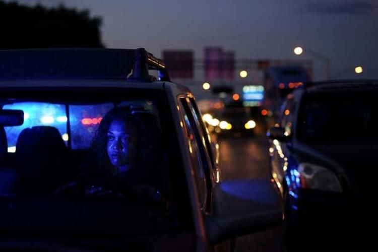 Polis, aracında uyuyan siyahiyi öldürdü - Sayfa 23