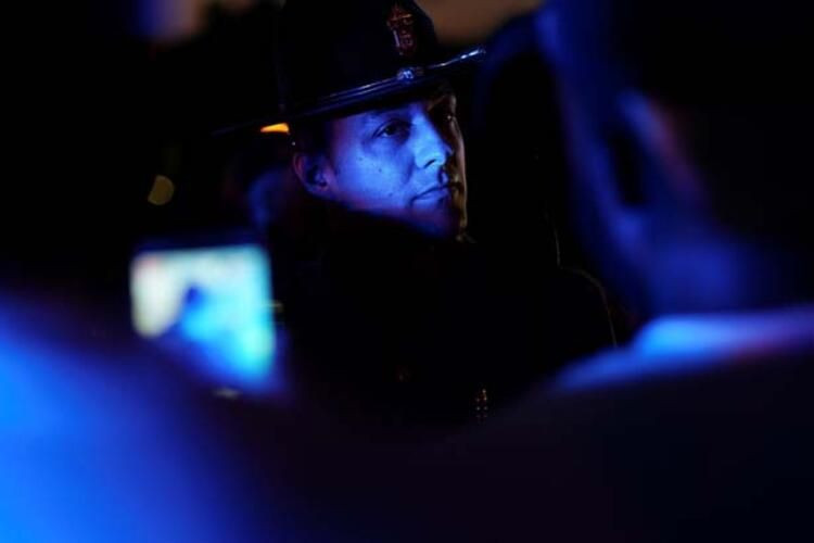 Polis, aracında uyuyan siyahiyi öldürdü - Sayfa 22