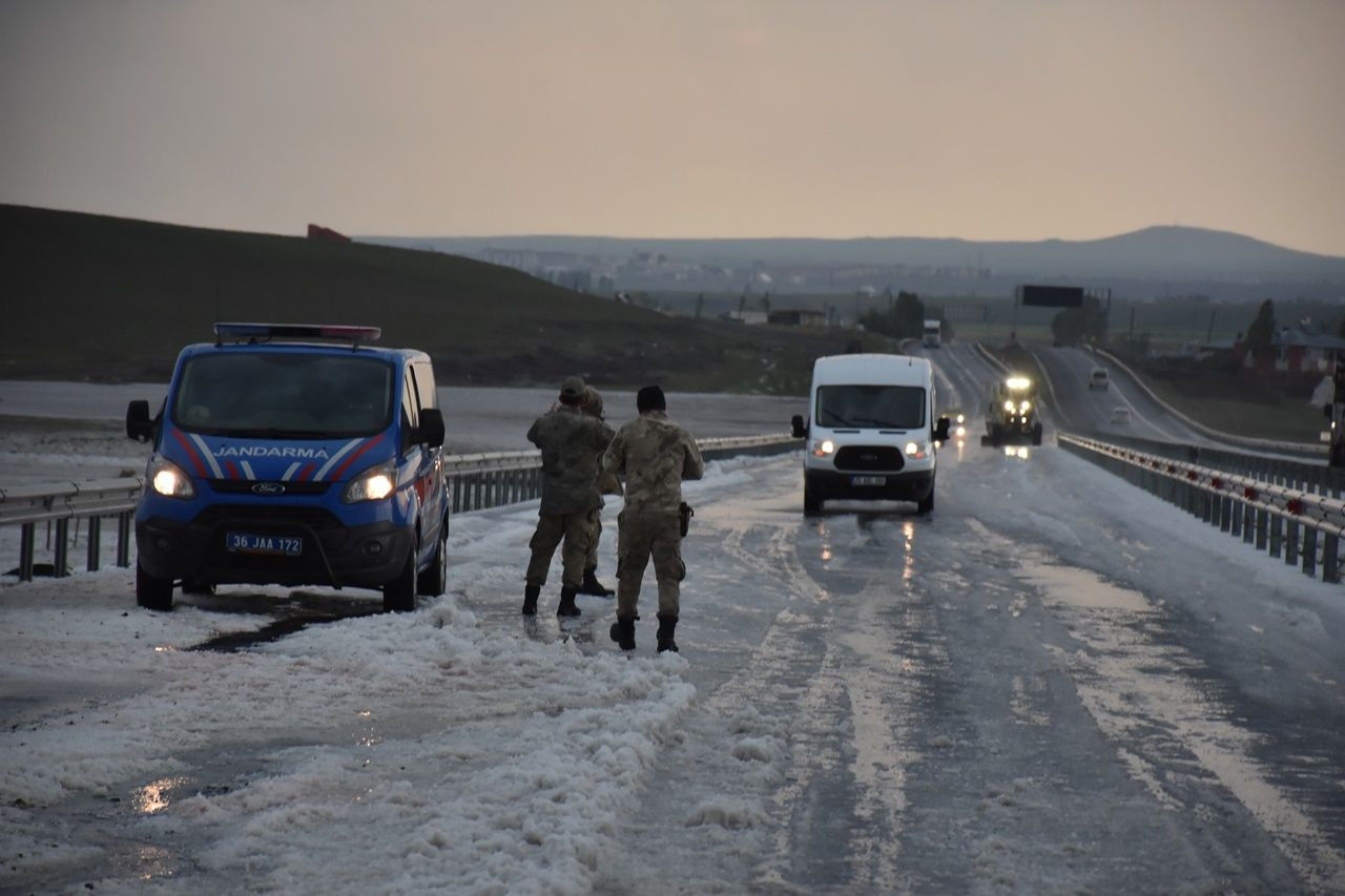 Dolu yağışı nedeniyle 50 küçükbaş hayvan telef oldu! - Sayfa 11