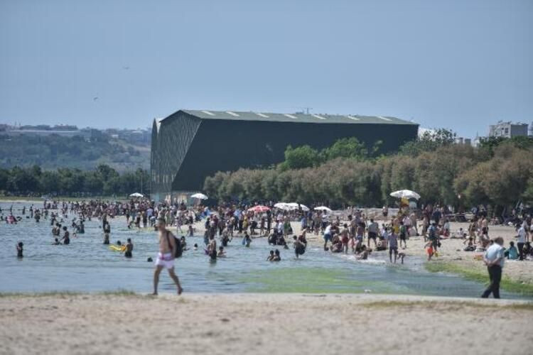 Bu görüntüler İstanbul Menekşe Plajı'nda çekildi - Sayfa 7